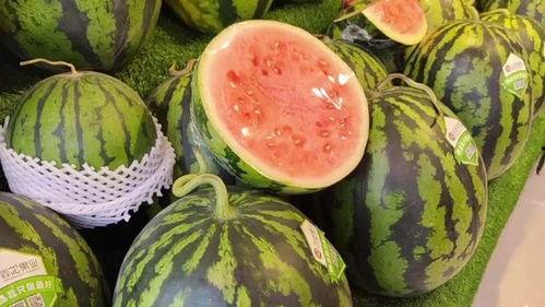 广东夏天吃瓜,广东夏天的瓜果盛宴