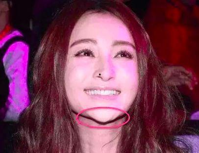 明星在场吃瓜,一场意外的美食与八卦盛宴